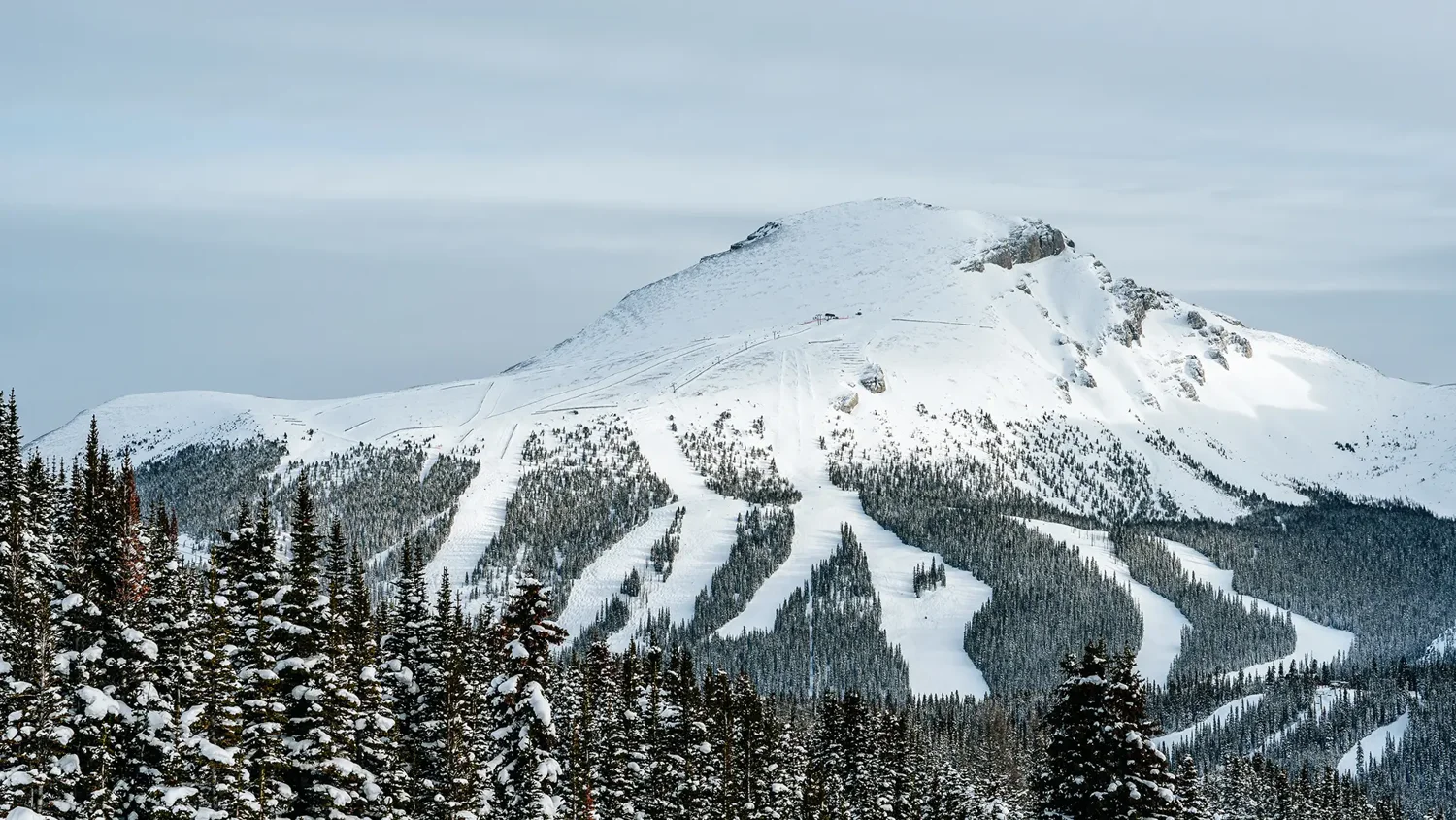 Banff Sunshine Village winter skiing destination